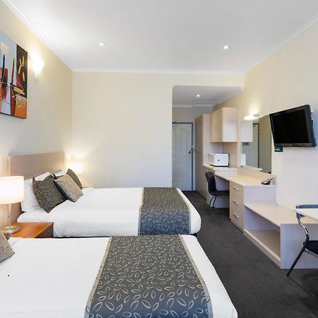 Adelaide Granada Motor Inn Esterno foto